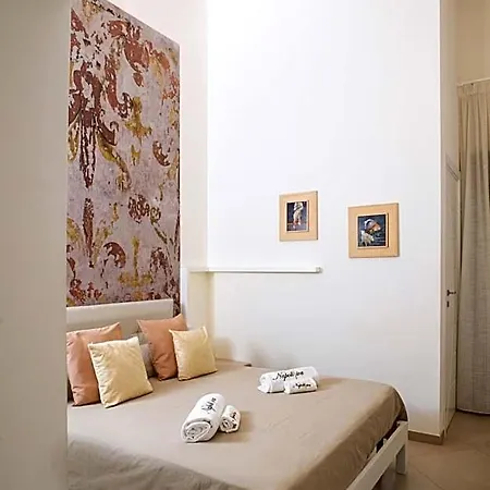 Bed & Breakfast Napoliviva 3*