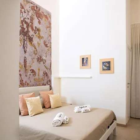 Couette-café Napoliviva 3*